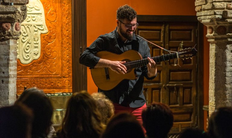 3d03e7_922f00ab502e461fbfa868e2171ffd35~mv2