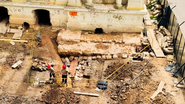 450acac9-3486-403e-8ad5-10d5e78b7004