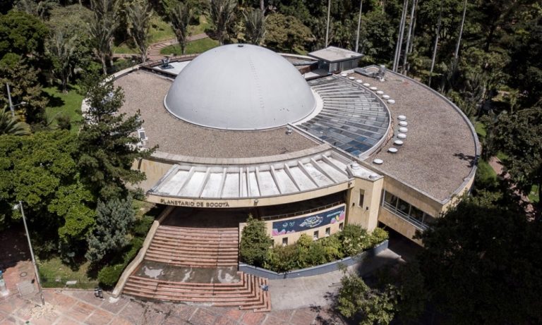 Planetario-fachada