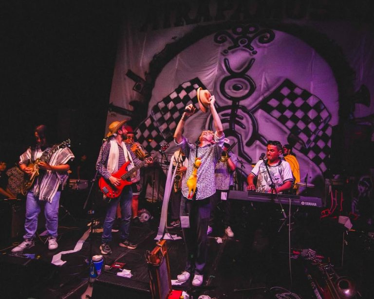 🎶 22-11-2025 🐔LA RASKA EN IBAGUÉEn el lente de @sin_films 📸Proyecto de circulación Actividade